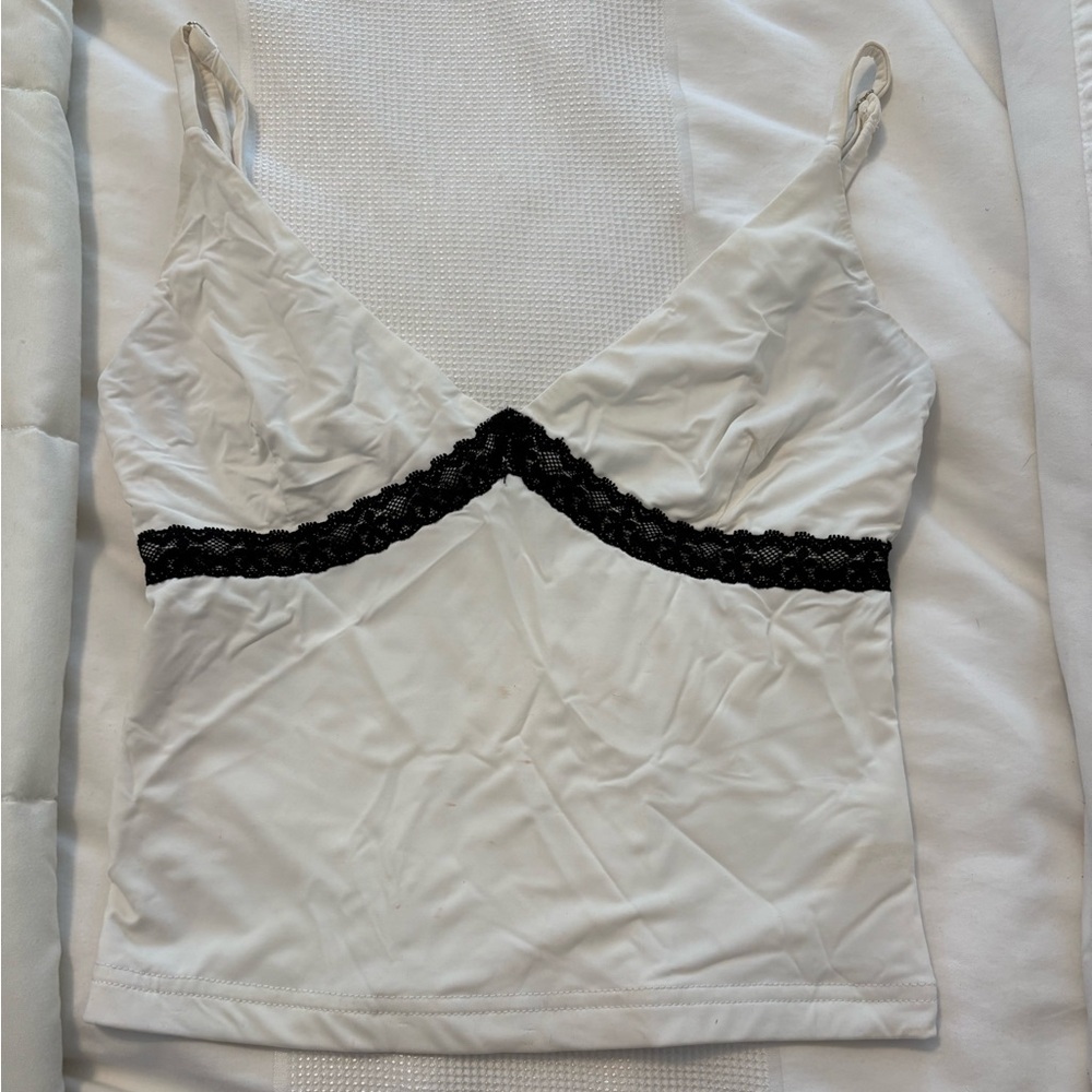 White fox cropped lace going out top